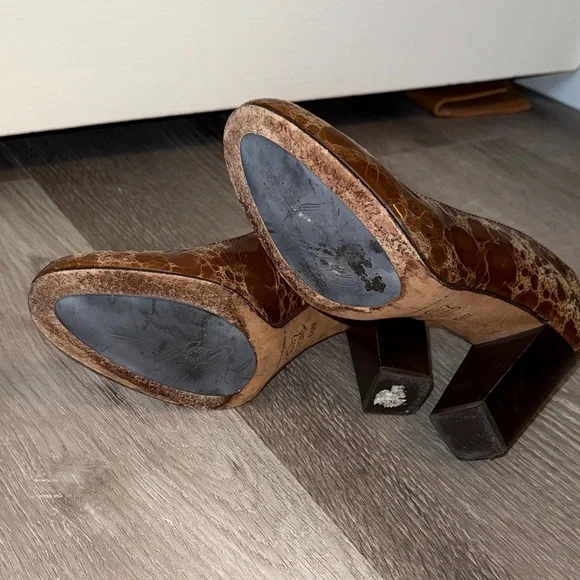 Donald J Pliner Casey Heels Pumps Shoes Size 6.5 - Picture 9 of 11